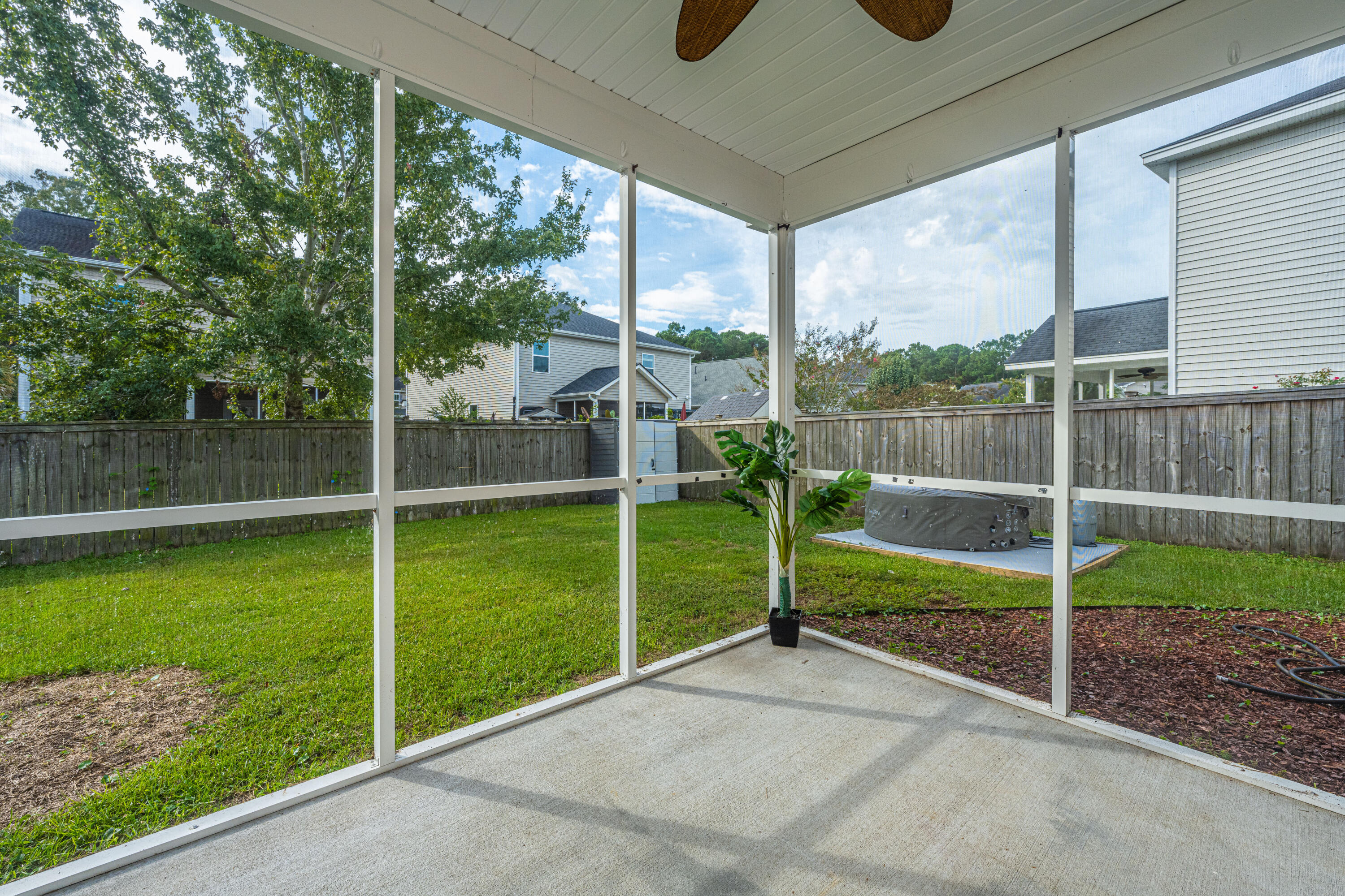 3581 Locklear Lane Mount Pleasant, SC 29466 - Photo 8 of 15 3581LocklearLane031