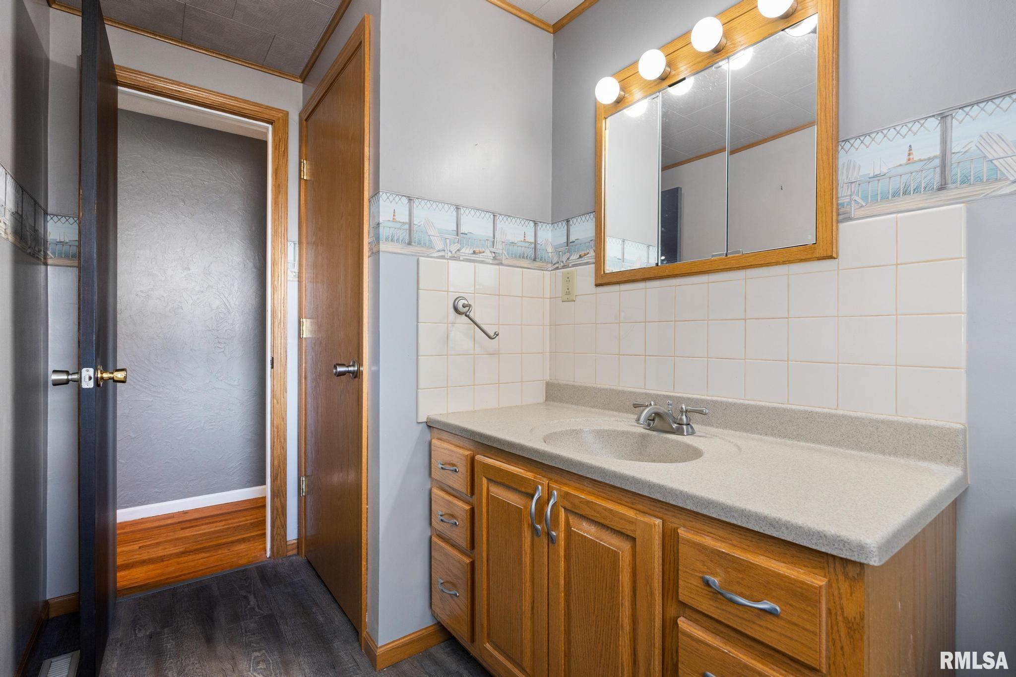 101 Avalon Court Washington, IL 61571 - Photo 13 of 36