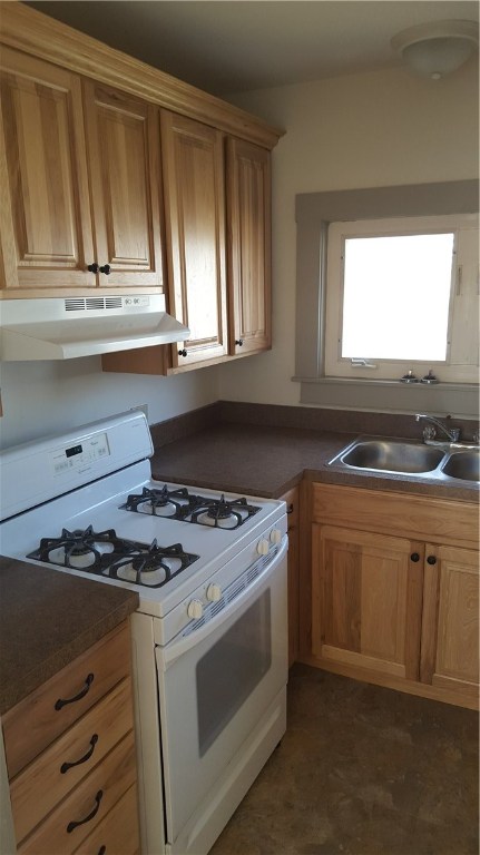 421 Welles Street Woonsocket, RI 02895 - Photo 13 of 26 2nd Flr Kitchen