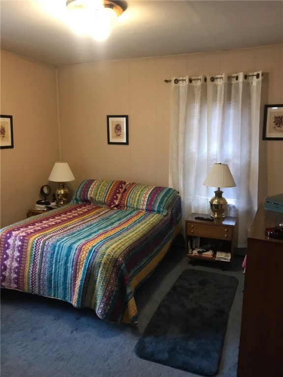 421 Welles Street Woonsocket, RI 02895 - Photo 9 of 26 1st Flr Bedroom 1