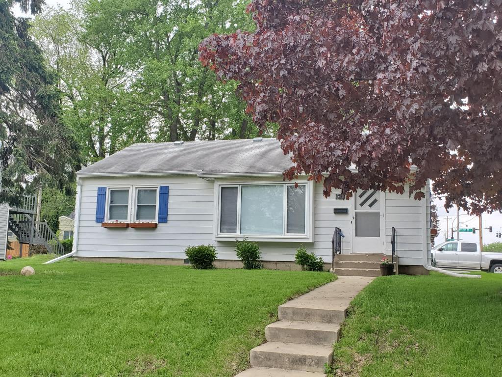 1217 10th Avenue Northwest Rochester, MN 55901 - Photo 1 of 1 Gallery Image 1
