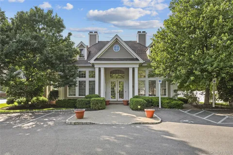 $1,195,000 | 65 Eldorado Court, White Plains, NY 10603