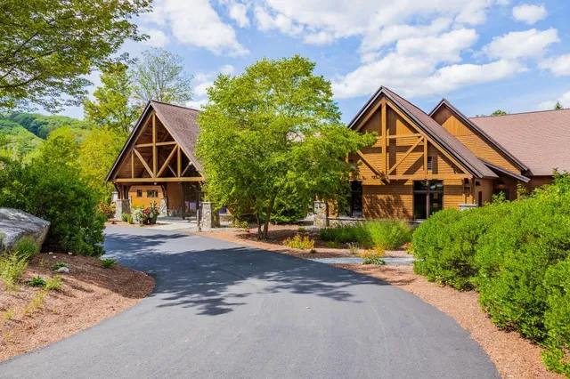 $389,000 | 9 Pleasant Drive, Grantham, NH 03753