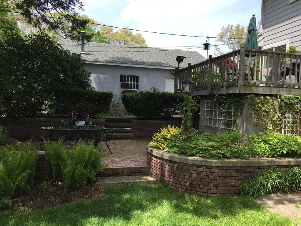 10 Doran Road Wayland, MA 01778 - Photo 4 of 17 Gallery Image 4