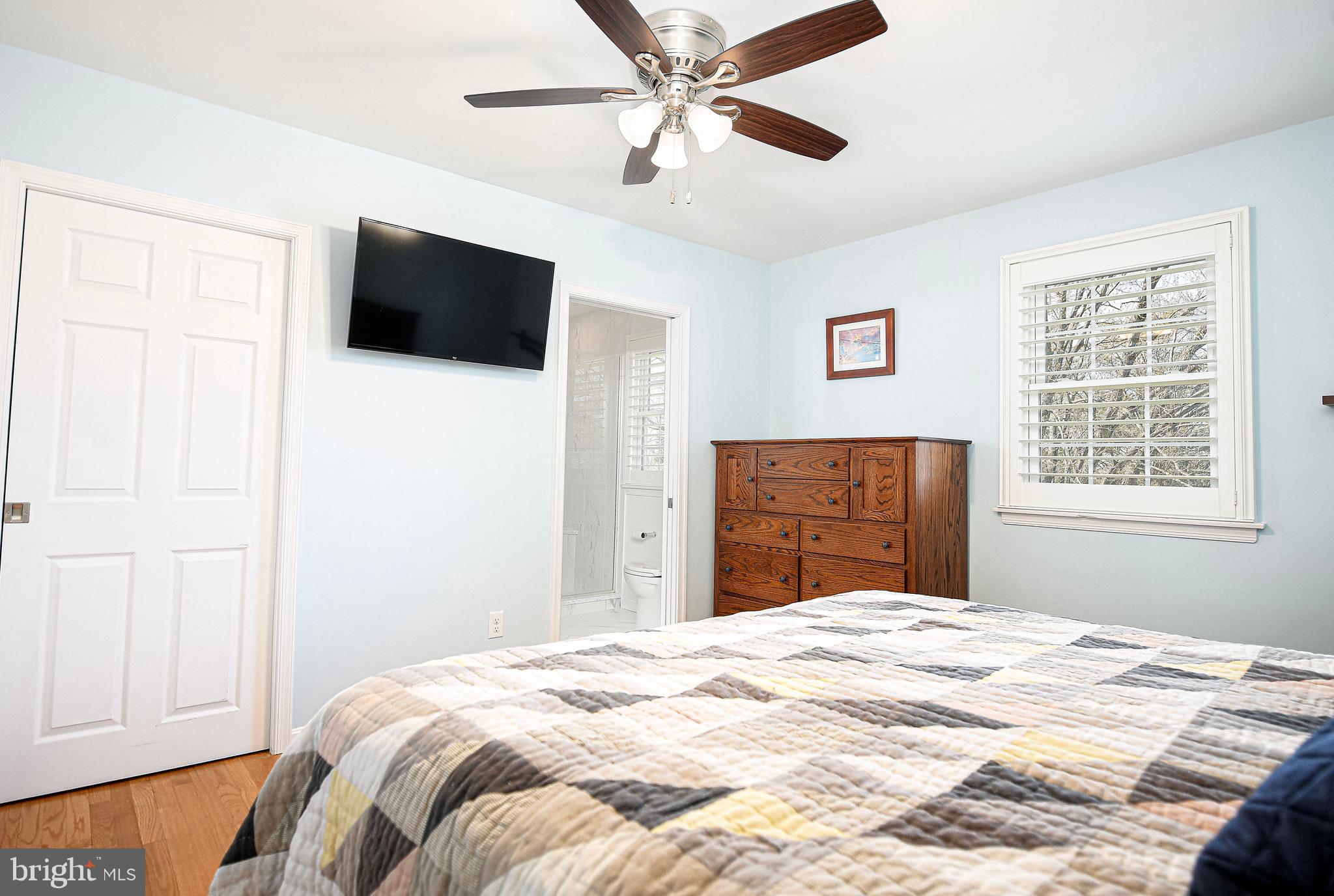 3607 Lord Baltimore Way Monkton, MD 21111 - Photo 25 of 60 Primary bedroom w/walk-in closet and its own bath