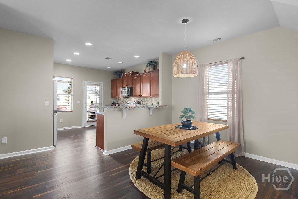 153 Hamilton Grove Drive Pooler, GA 31322 - Photo 10 of 38 Dining Area
