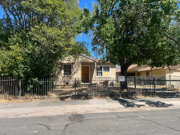 $305,000 | 3801 35th Street, Sacramento, CA 95820