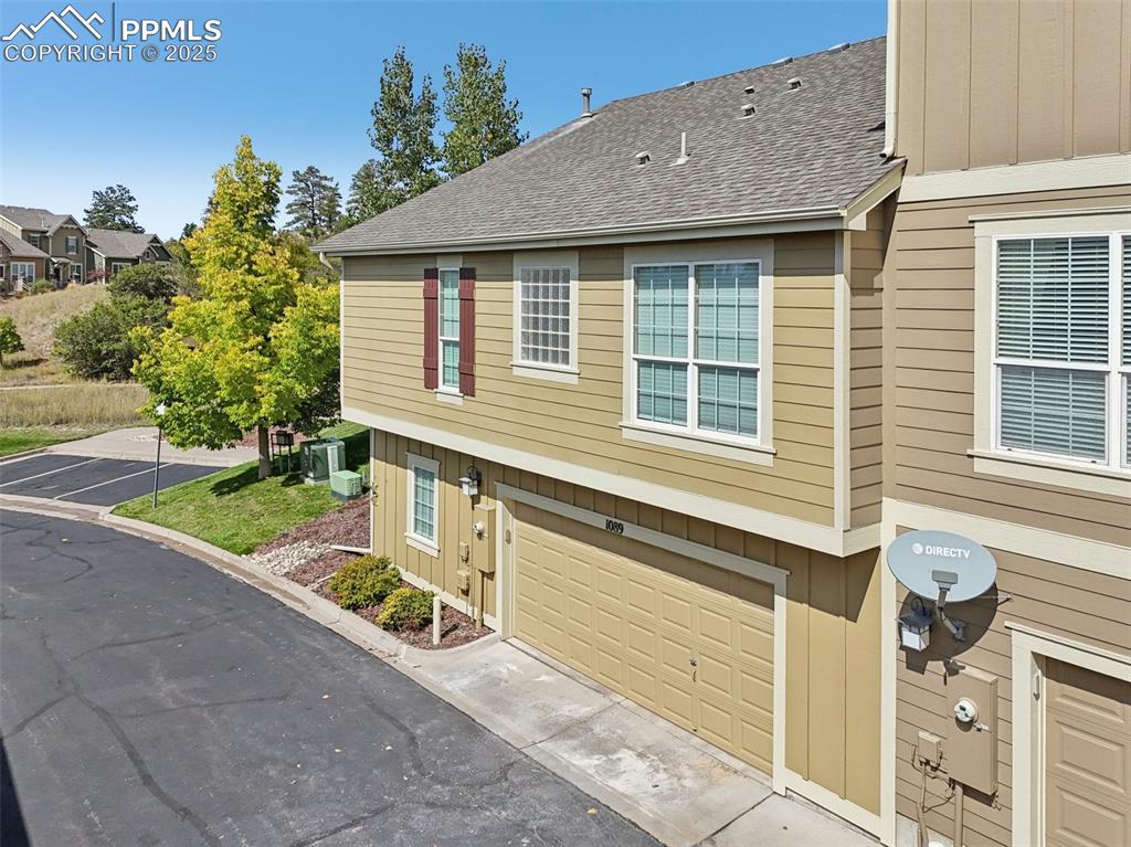 1089 Rumbling Sky Place Castle Rock, CO 80108 - Photo 11 of 50