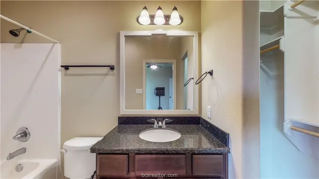 $3,200 | 111 Southland Street, College Station, TX 77840