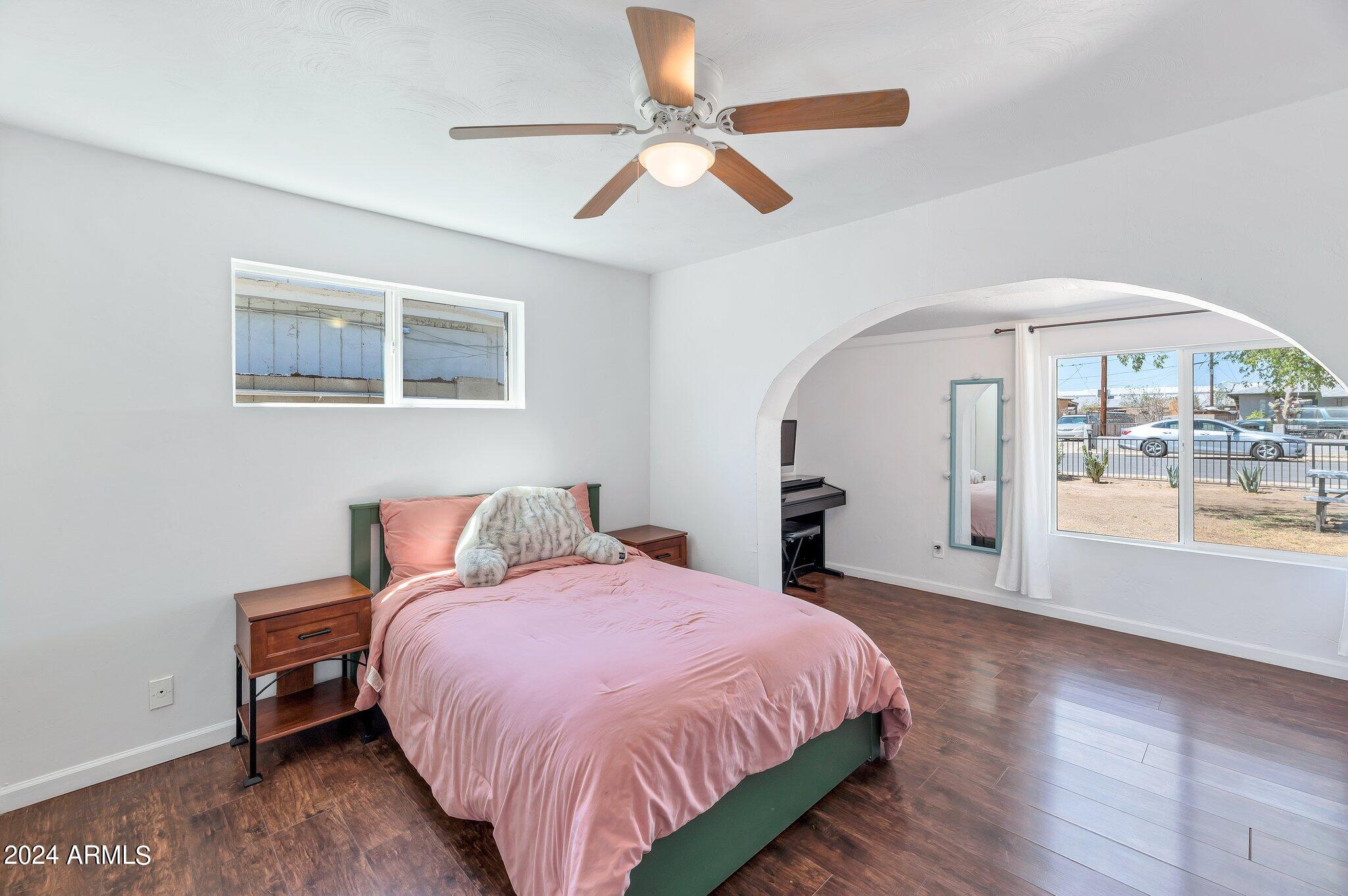 2829 West Granada Road Phoenix, AZ 85009 - Photo 22 of 36 Primary Bedroom