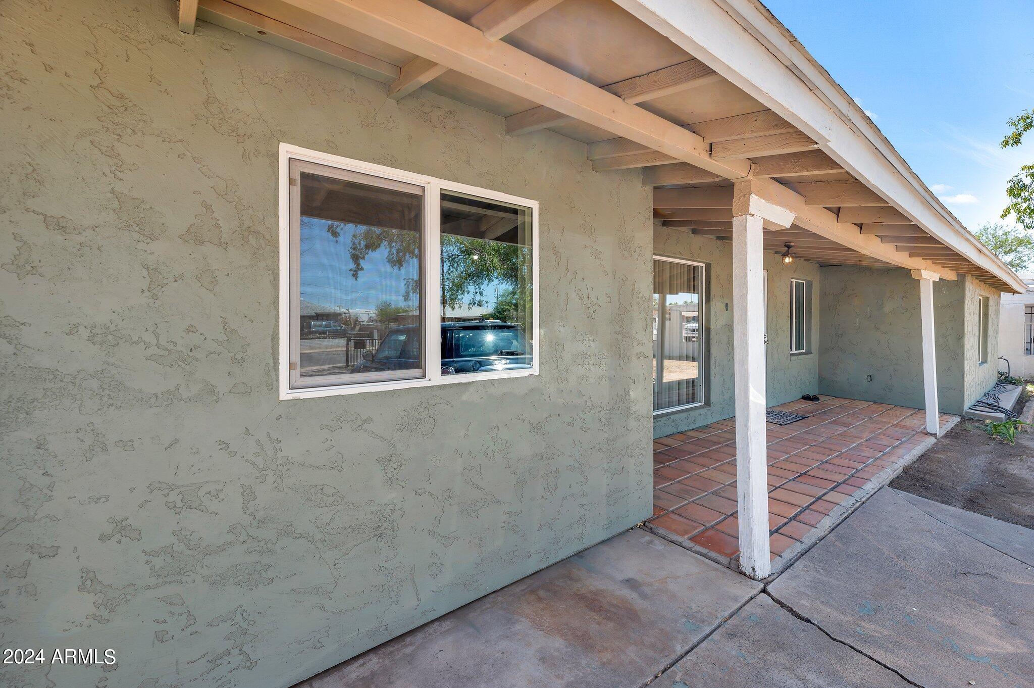 2829 West Granada Road Phoenix, AZ 85009 - Photo 3 of 36 Patio