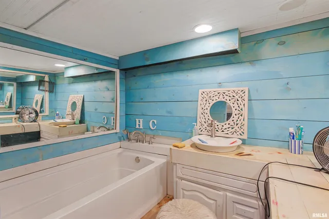 $132,000 | 111 Grand Avenue, Anna, IL 62906