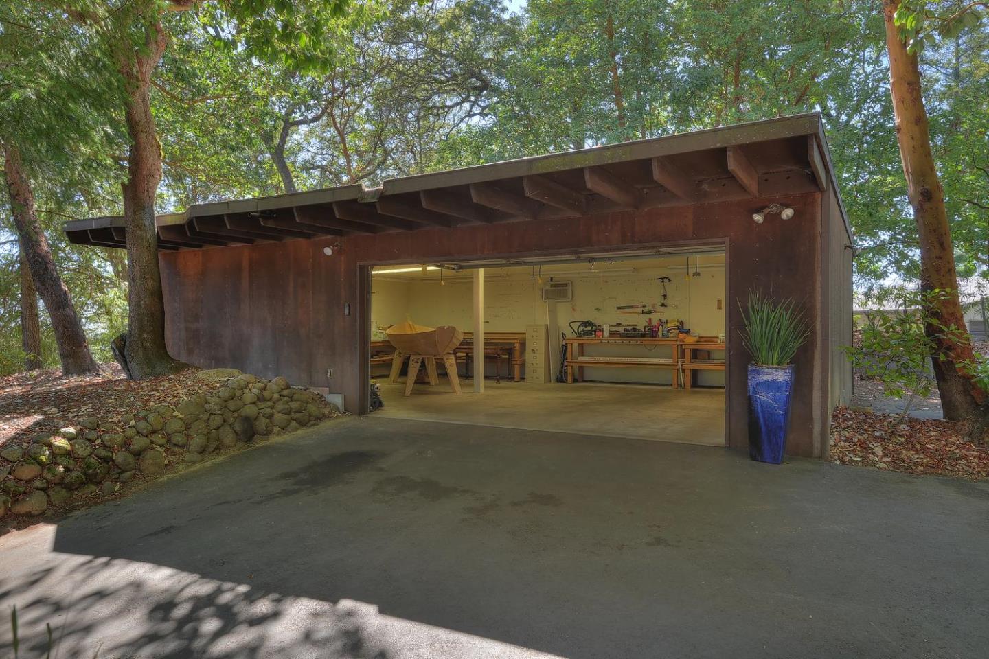 18086 Reed Knoll Road Los Gatos, CA 95033 - Photo 3 of 34 Gallery Image 3