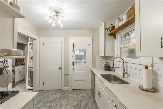 $375,000 | 3651 SW Trafficway, Kansas City, MO 64111