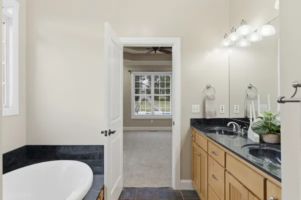 3115 Holders Cove Road, Winchester, TN 37398