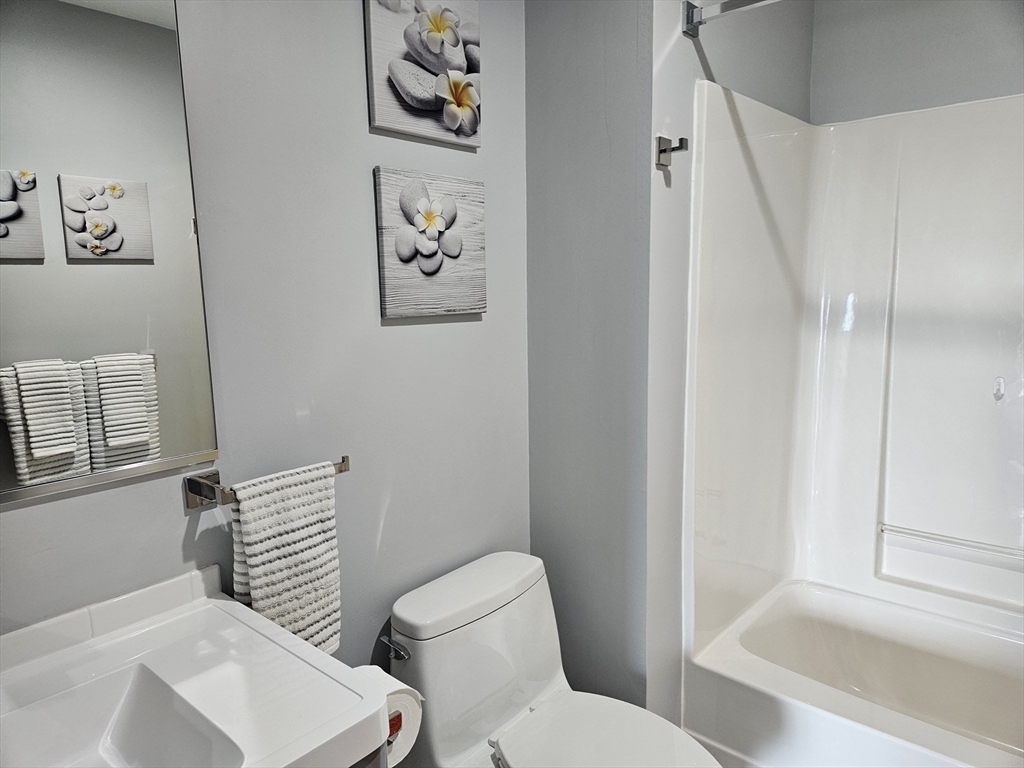38 Village Road, Unit 704 Middleton, MA 01949 - Photo 22 of 26