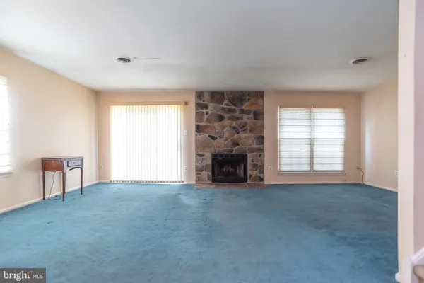 $375,000 | 111 Sarahs Lane, Horsham, PA 19044