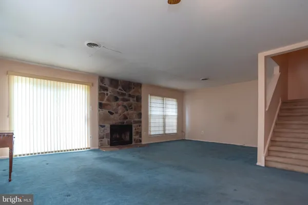 $375,000 | 111 Sarahs Lane, Horsham, PA 19044