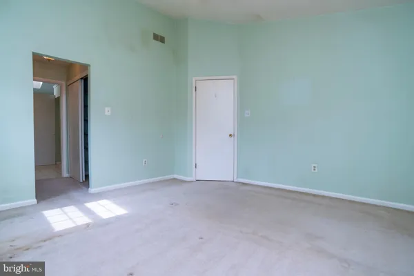 $375,000 | 111 Sarahs Lane, Horsham, PA 19044
