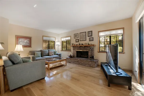 $1,495,000 | 4635 Willalee Avenue, La Crescenta, CA 91214