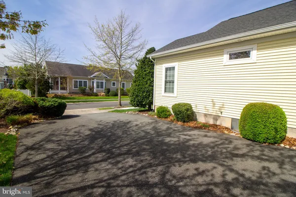 $380,000 | 24904 Crooked Stick Way, Unit 4335, Long Neck, DE 19966