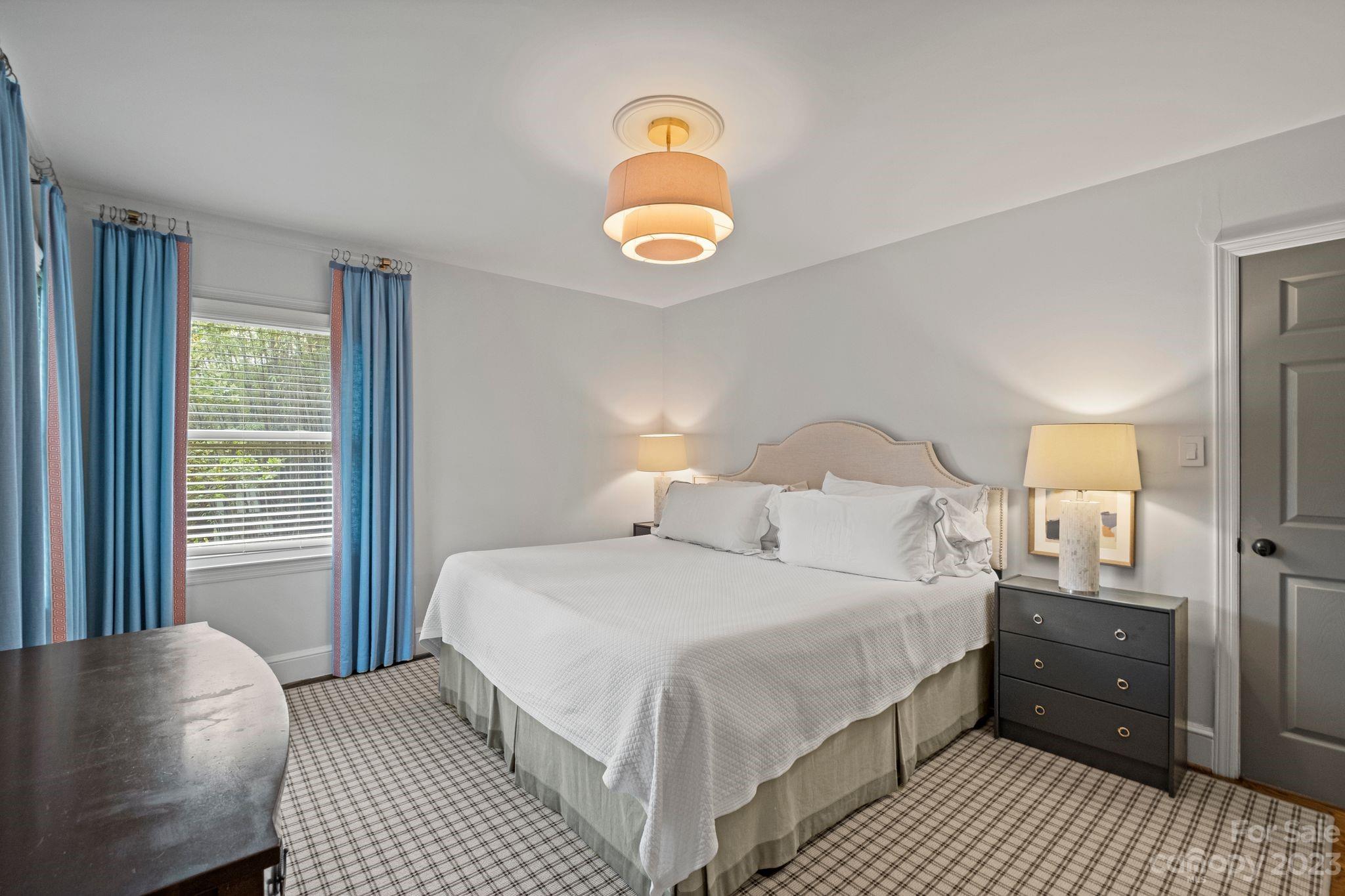 5318 Robinhood Road Charlotte, NC 28211 - Photo 14 of 41 Gallery Image 14