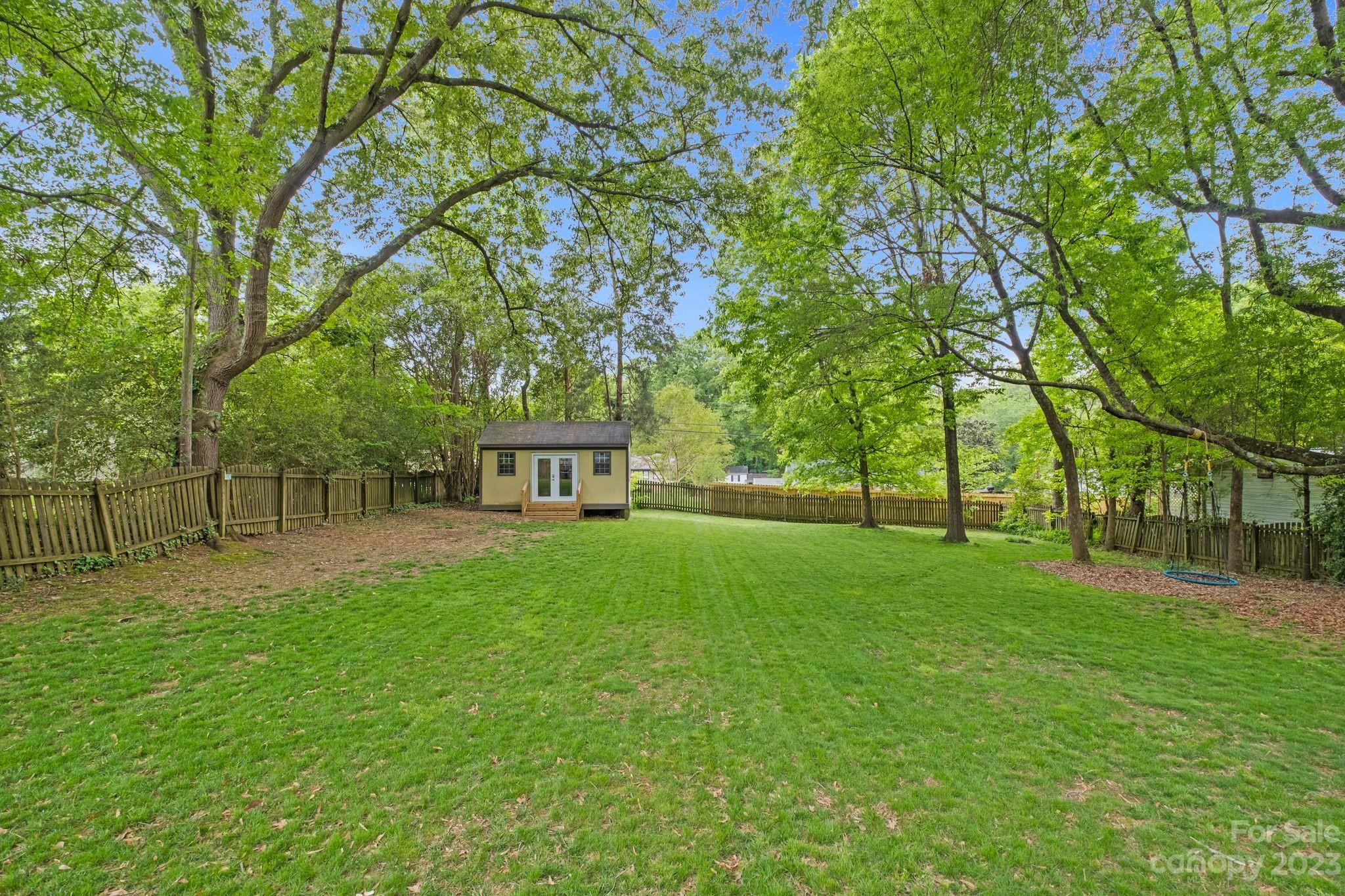 5318 Robinhood Road Charlotte, NC 28211 - Photo 36 of 41 Gallery Image 36