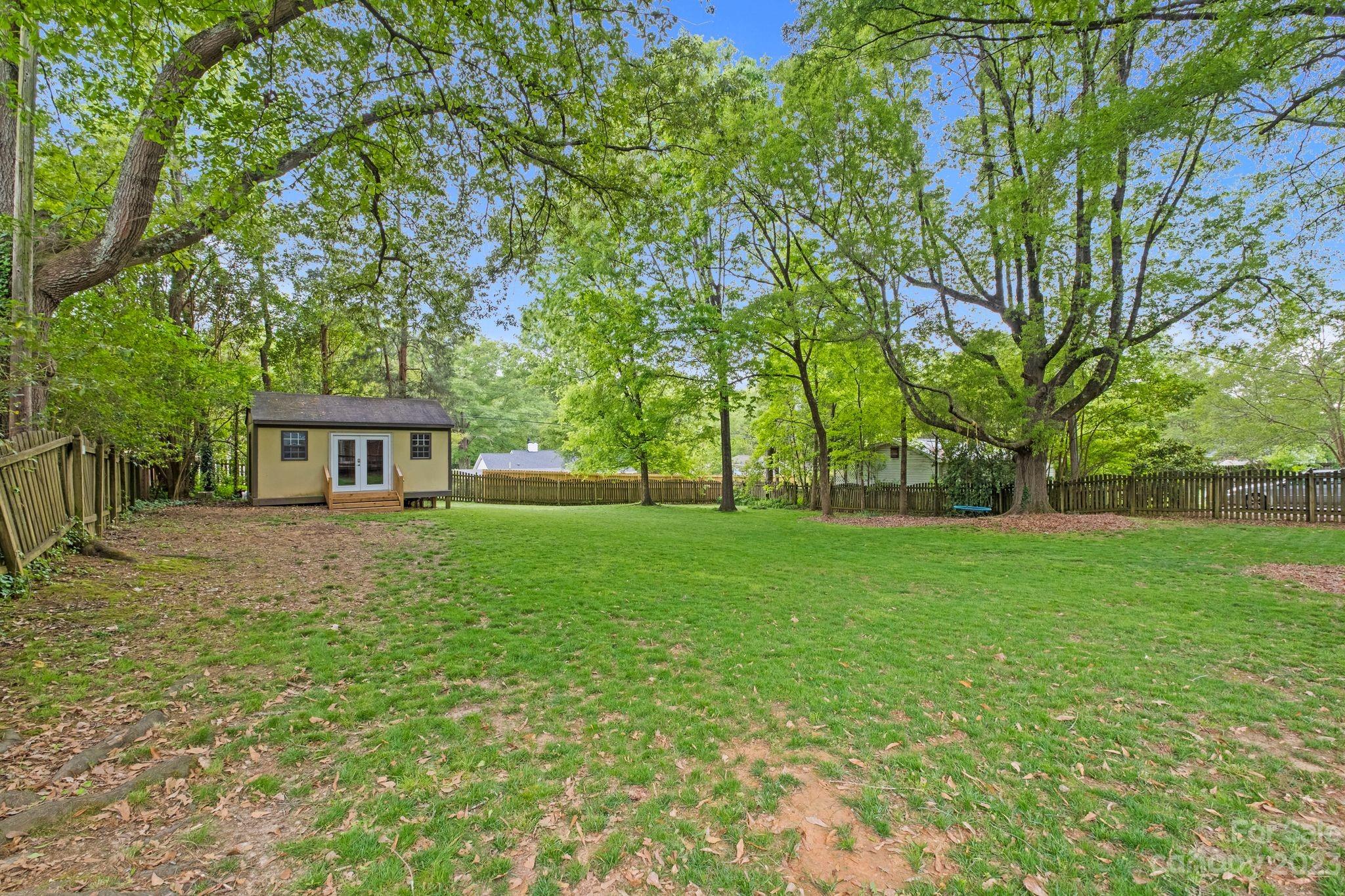 5318 Robinhood Road Charlotte, NC 28211 - Photo 38 of 41 Gallery Image 38