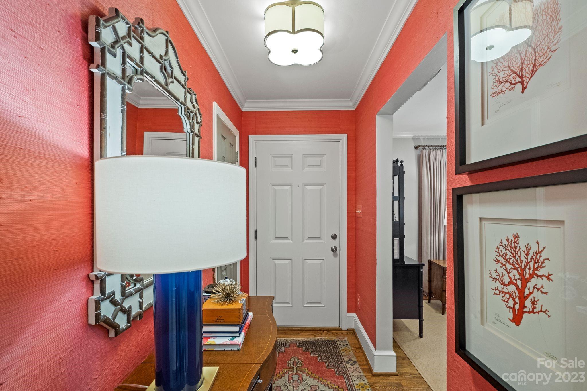 5318 Robinhood Road Charlotte, NC 28211 - Photo 4 of 41 Gallery Image 4