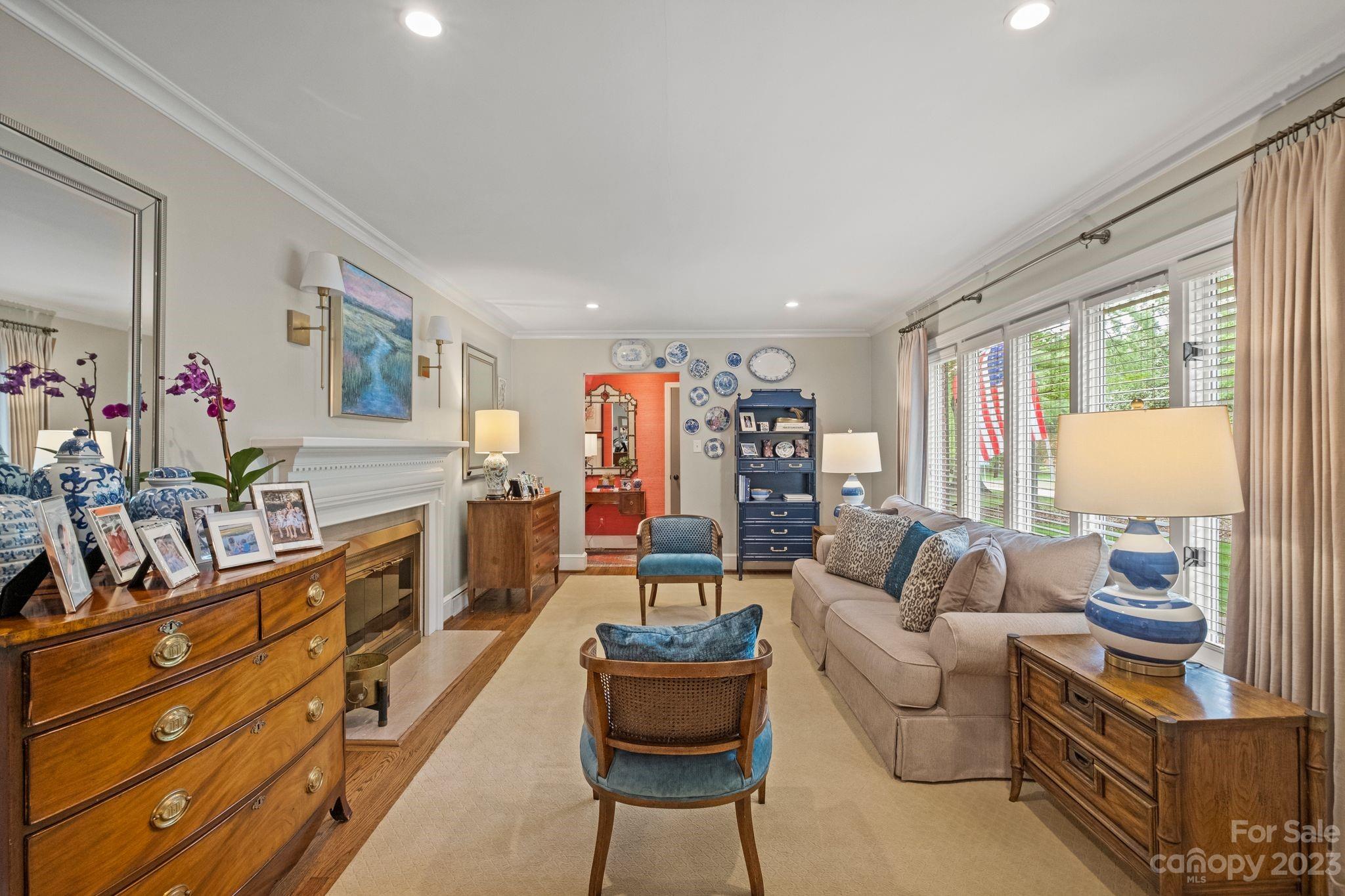 5318 Robinhood Road Charlotte, NC 28211 - Photo 8 of 41 Gallery Image 8