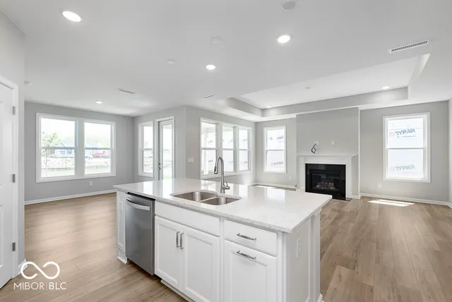 $550,000 | 14814 Desert Orchid Drive, Westfield, IN 46074