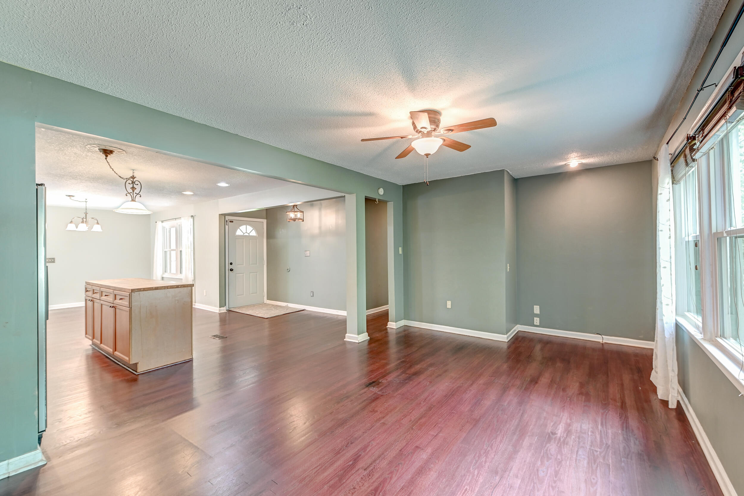 707 Old Golf Road Summerville, SC 29483 - Photo 31 of 39 DSC_4635_6_7_8_9