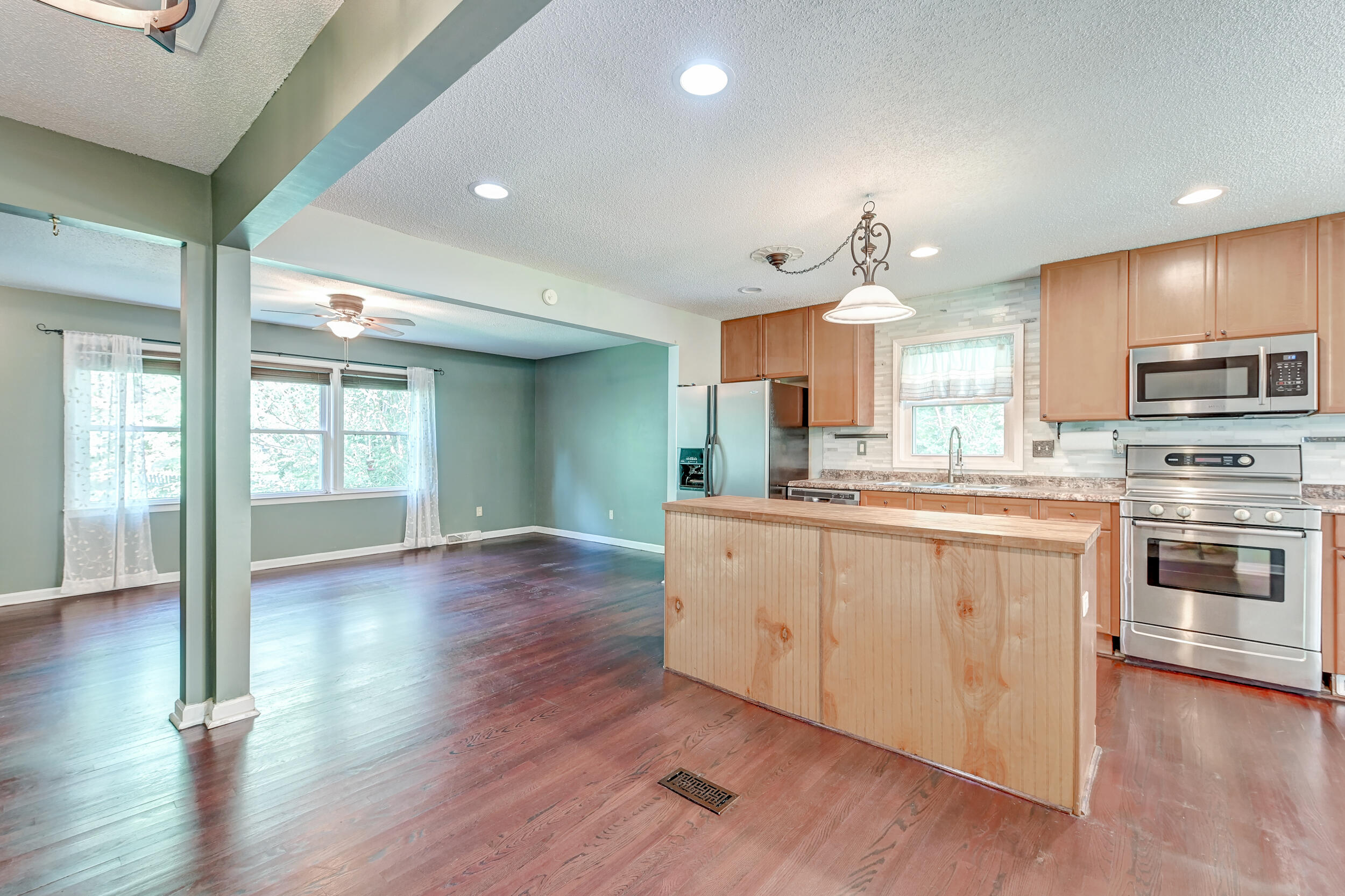 707 Old Golf Road Summerville, SC 29483 - Photo 32 of 39 DSC_4575_6_7_8_9