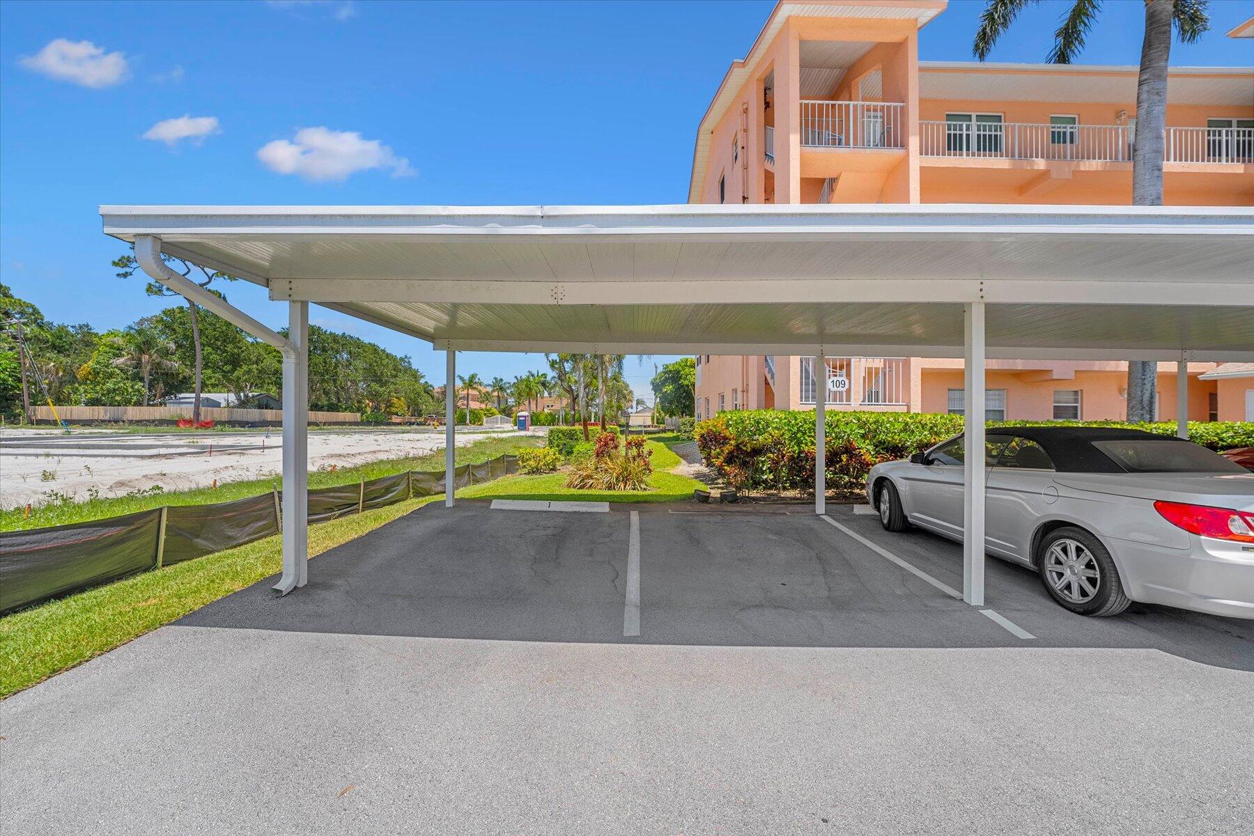 2950 Southeast Ocean Boulevard, Unit 109101 Stuart, FL 34996 - Photo 4 of 41 2950 SE Ocean #109-101 (17)