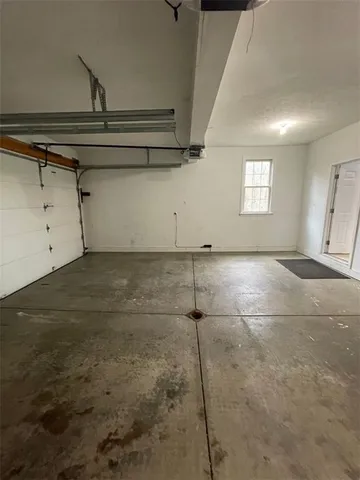 $3,150 | 1513 King Henry Drive, Pittsburgh, PA 15237