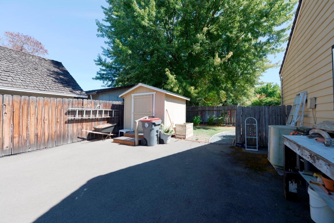 2808 Aldersgate Road Medford, OR 97504 - Photo 20 of 25 Additional Photo