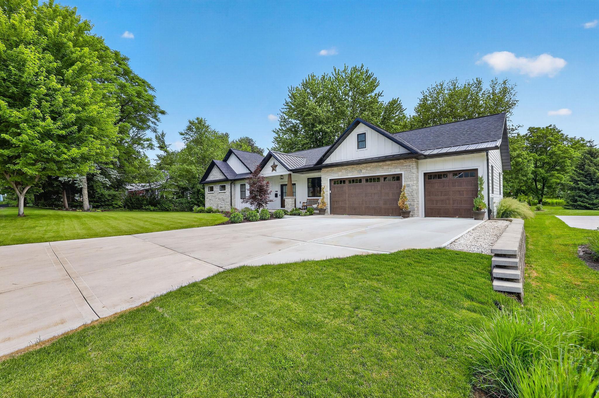 5308 Midmoor Road Monona, WI 53716 - Photo 2 of 70