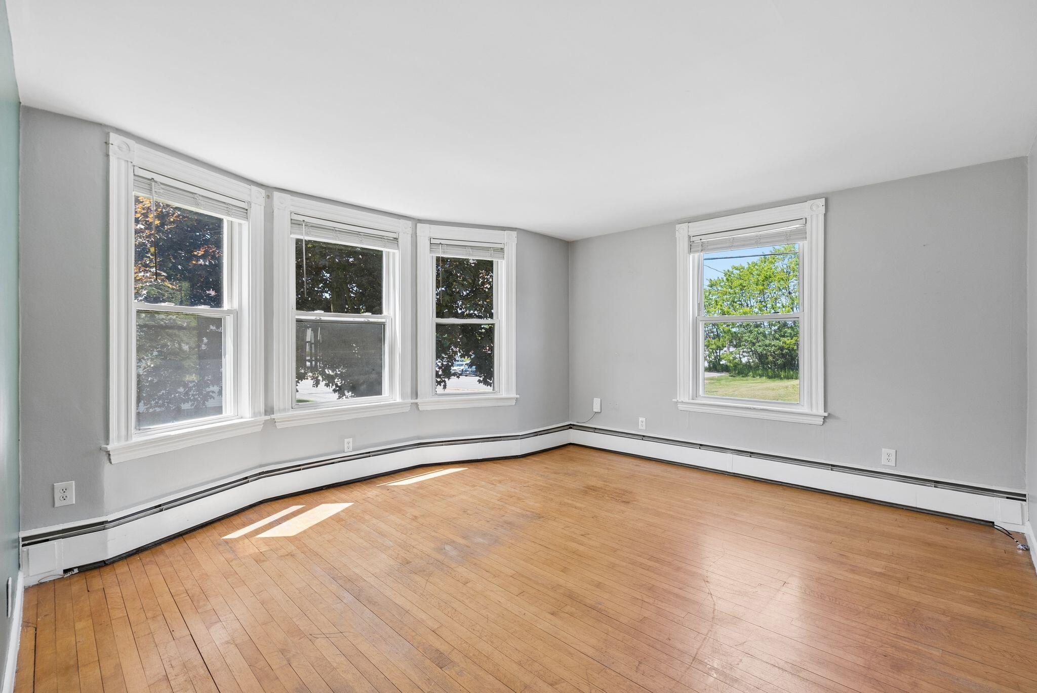 163 Rosedale Street Lewiston, ME 04240 - Photo 29 of 41 55_DSC01422