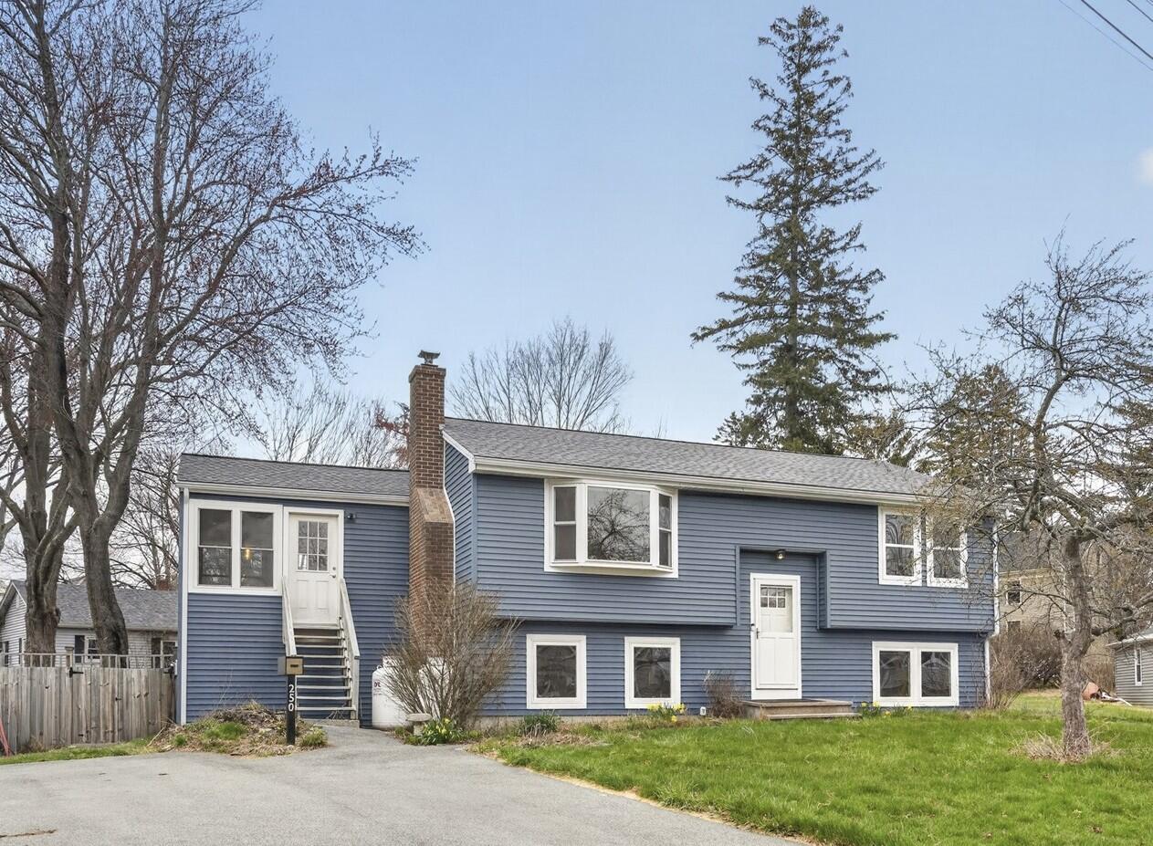 250 Bancroft