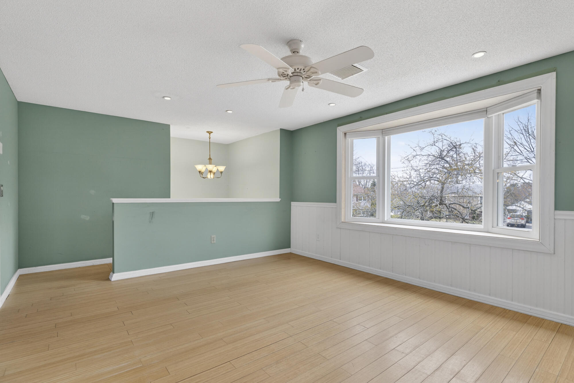 250 Bancroft Street Portland, ME 04102 - Photo 3 of 50 Living room