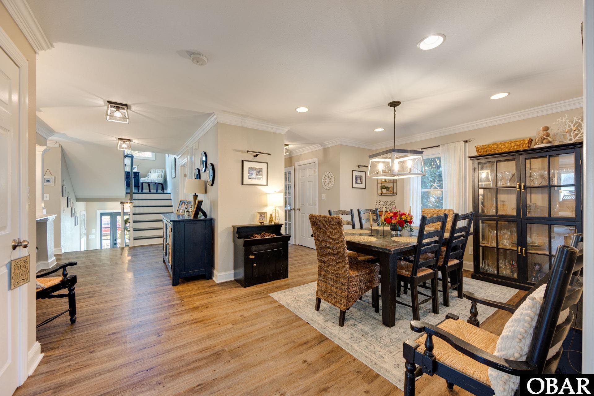 2017 Creek Road Kitty Hawk, NC 27949 - Photo 20 of 50 Dining Room