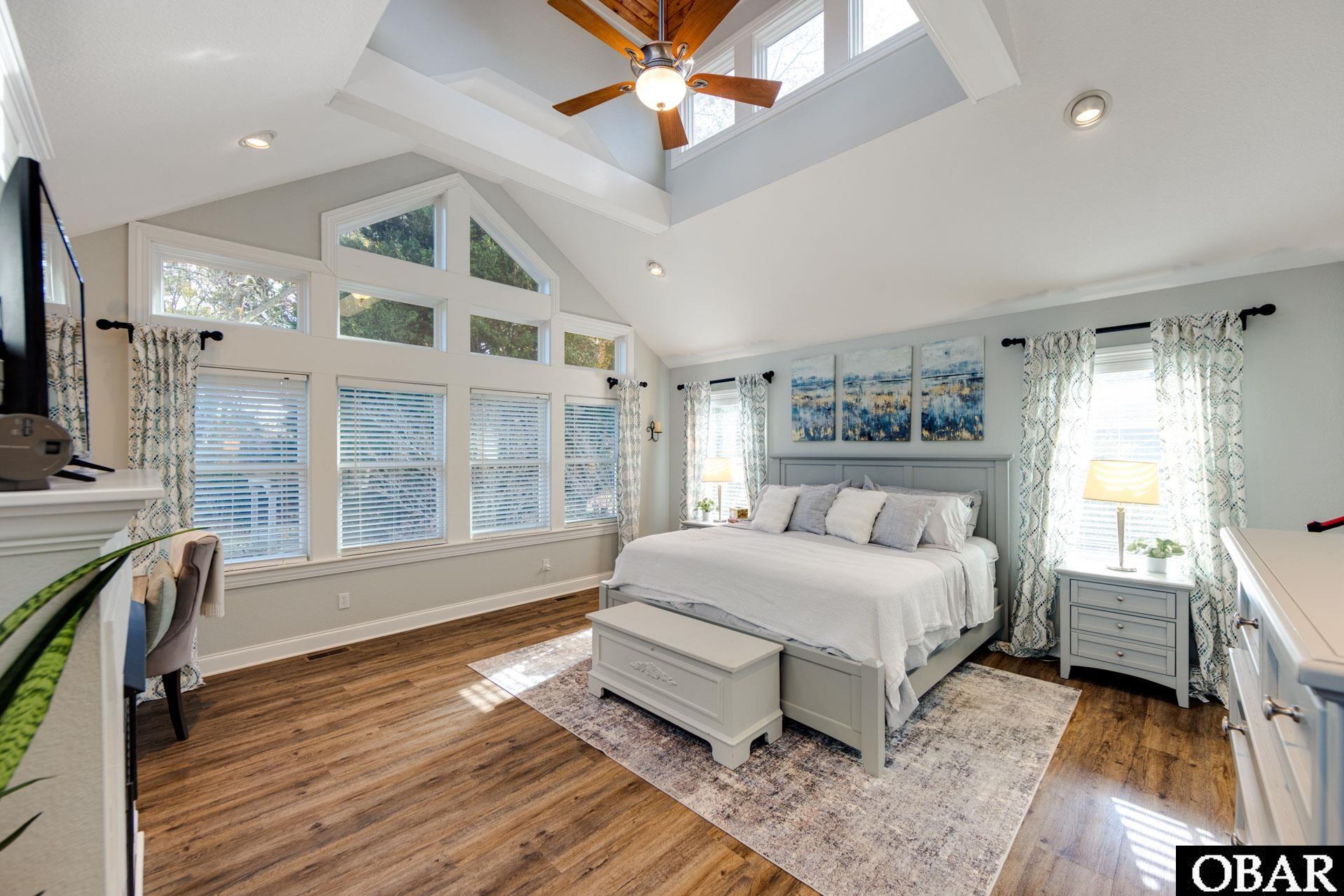 2017 Creek Road Kitty Hawk, NC 27949 - Photo 23 of 50 Primary Bedroom