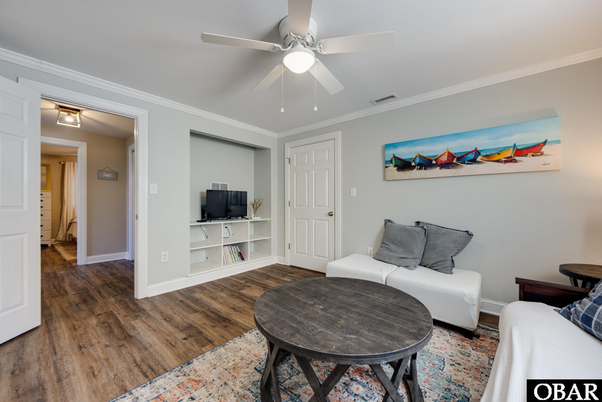 2017 Creek Road Kitty Hawk, NC 27949 - Photo 29 of 50 Guest Den or Game Room