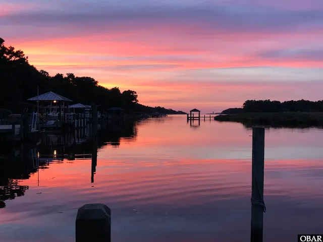 $2,350,000 | 2017 Creek Road, Kitty Hawk, NC 27949