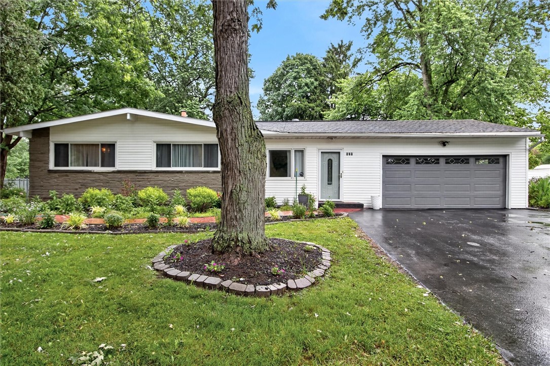 624 Pinnacle Road Henrietta, NY 14534 - Photo 2 of 41