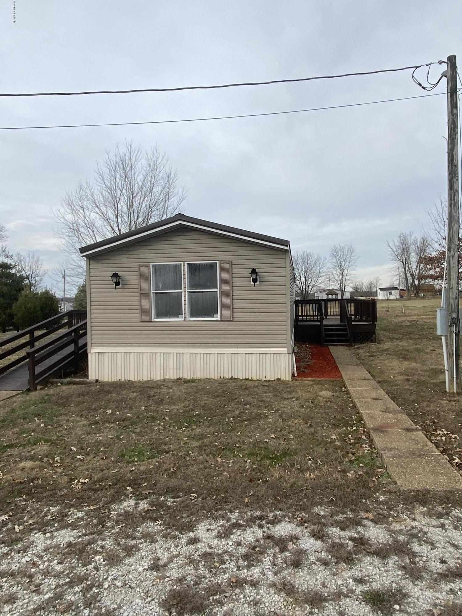 2985 Moseley Road Utica, KY 42376 - Photo 3 of 23 IMG_0077