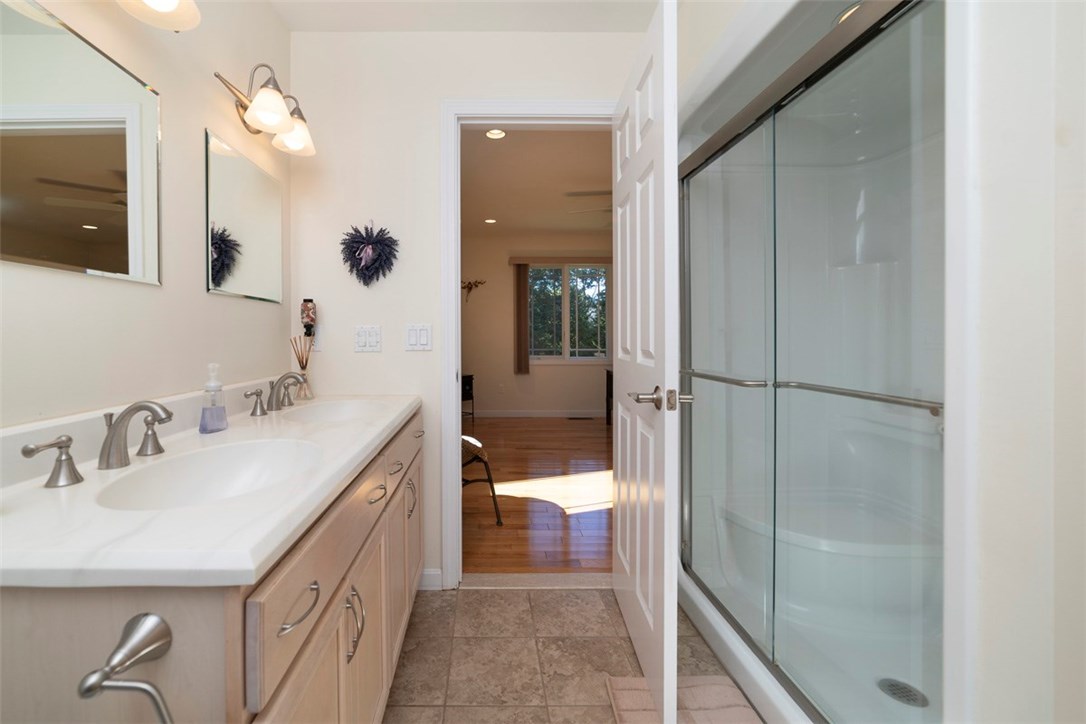 60 Walsh Road Charlestown, RI 02813 - Photo 18 of 27 Master Bath