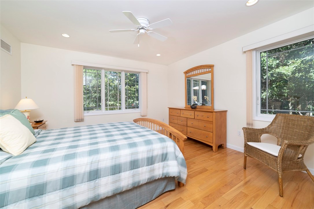 60 Walsh Road Charlestown, RI 02813 - Photo 23 of 27 Guest bedroom with Hardwoods