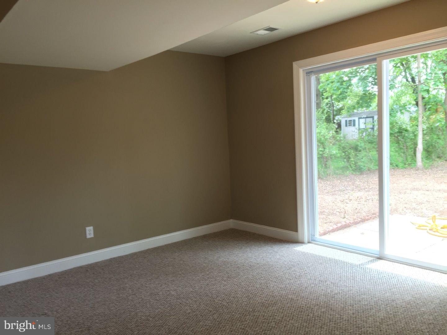 681 Cedarbrook Road Southampton, PA 18966 - Photo 16 of 17 Gallery Image 16