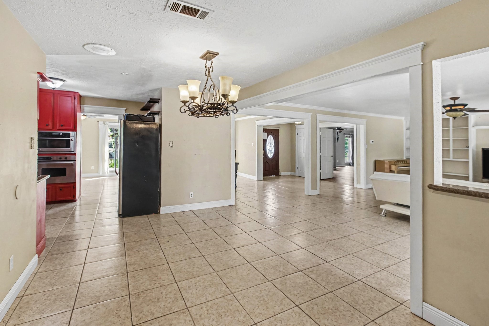 17807 Loring Lane Spring, TX 77388 - Photo 12 of 24 The breakfast area off the kitchen and living room